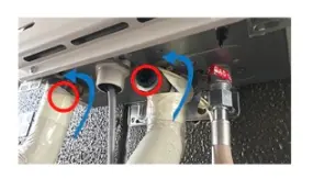 水抜き栓を回すイメージ